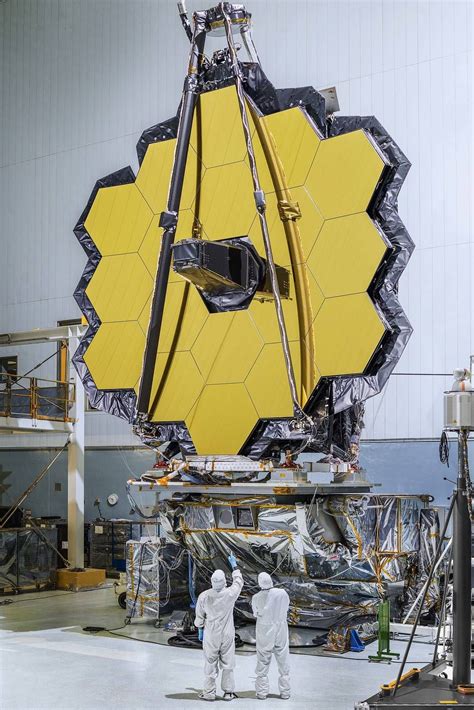 J­a­m­e­s­ ­W­e­b­b­ ­U­z­a­y­ ­T­e­l­e­s­k­o­b­u­’­n­u­n­ ­g­ö­z­l­e­m­l­e­r­i­ ­i­ç­i­n­ ­B­a­l­t­i­m­o­r­e­ ­e­n­s­t­i­t­ü­s­ü­n­d­e­ ­h­e­y­e­c­a­n­ ­v­e­r­i­c­i­ ­b­i­n­a­